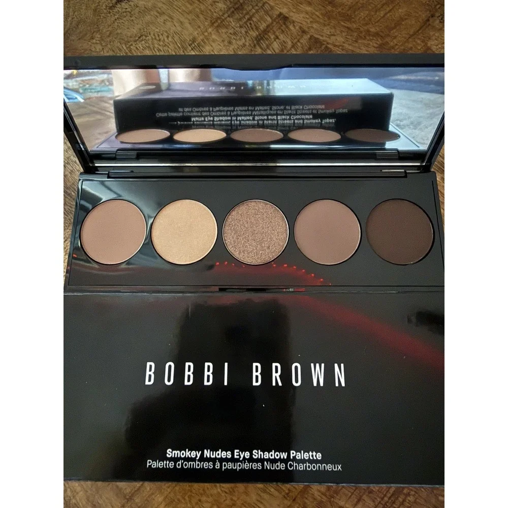 Bobbi Brown Smokey Nudes Eye Shadow Palette - Brand New in box